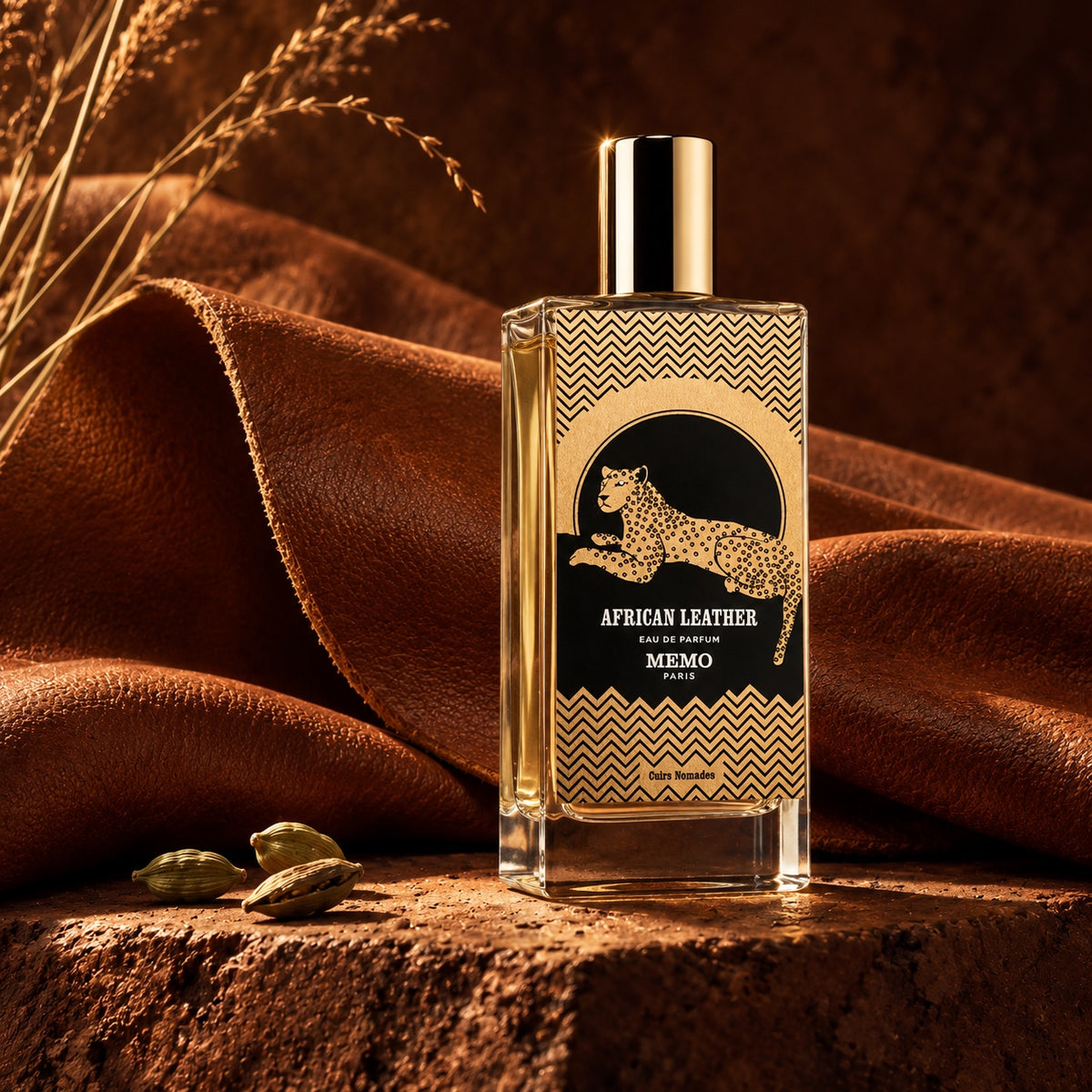 Memo Paris African Leather EDP 75 ml v suchém zátiší s kůží a kardamomem – MrRizz