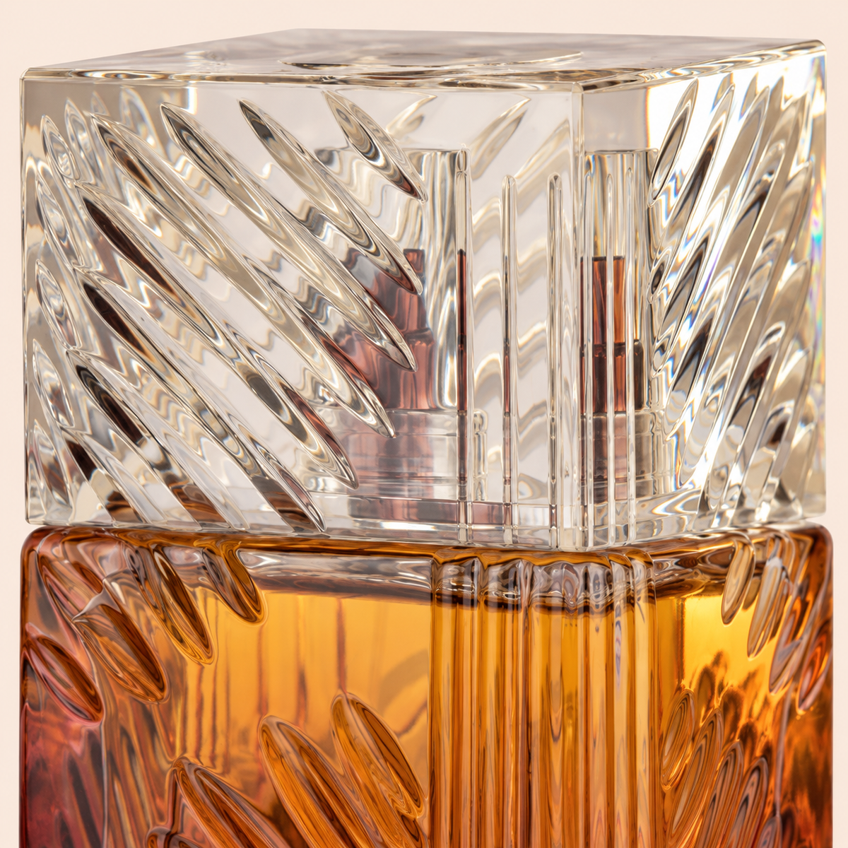 Lattafa Khamrah Dukhan EDP 100 ml – detail flakonu