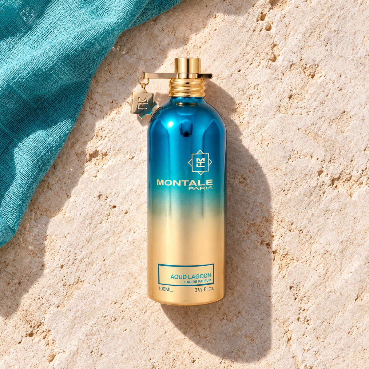 Montale Aoud Lagoon EDP 100 ml – parfém v prostředí, pohled shora s bočním stínem