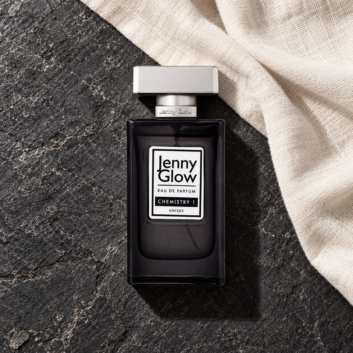 Jenny Glow Chemistry 1 EDP 80 ml – parfém v prostředí, pohled shora s bočním stínem