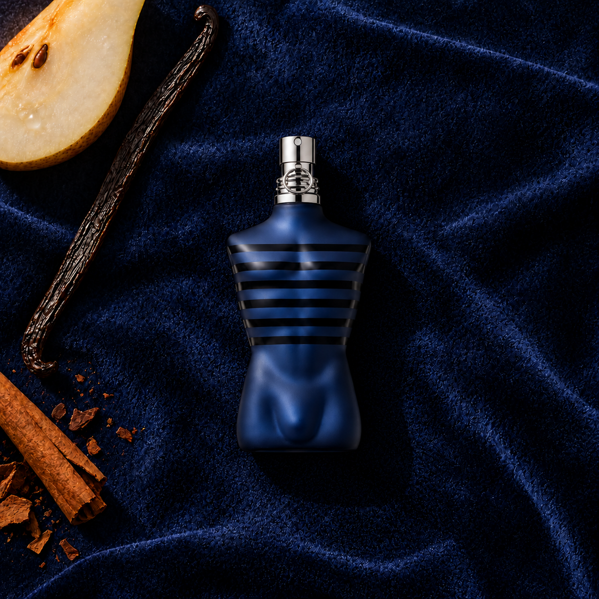 Jean Paul Gaultier Ultra Male EDT 125 ml – parfém v prostředí, pohled shora s bočním stínem