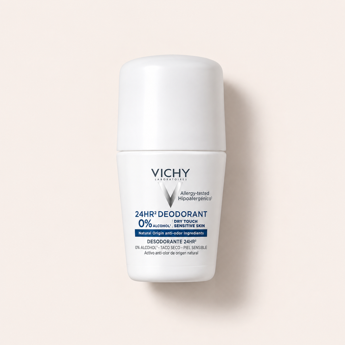 Bílý roll-on Vichy Deodorant 24h 50 ml s modrým nápisem na béžovém pozadí – MrRizz