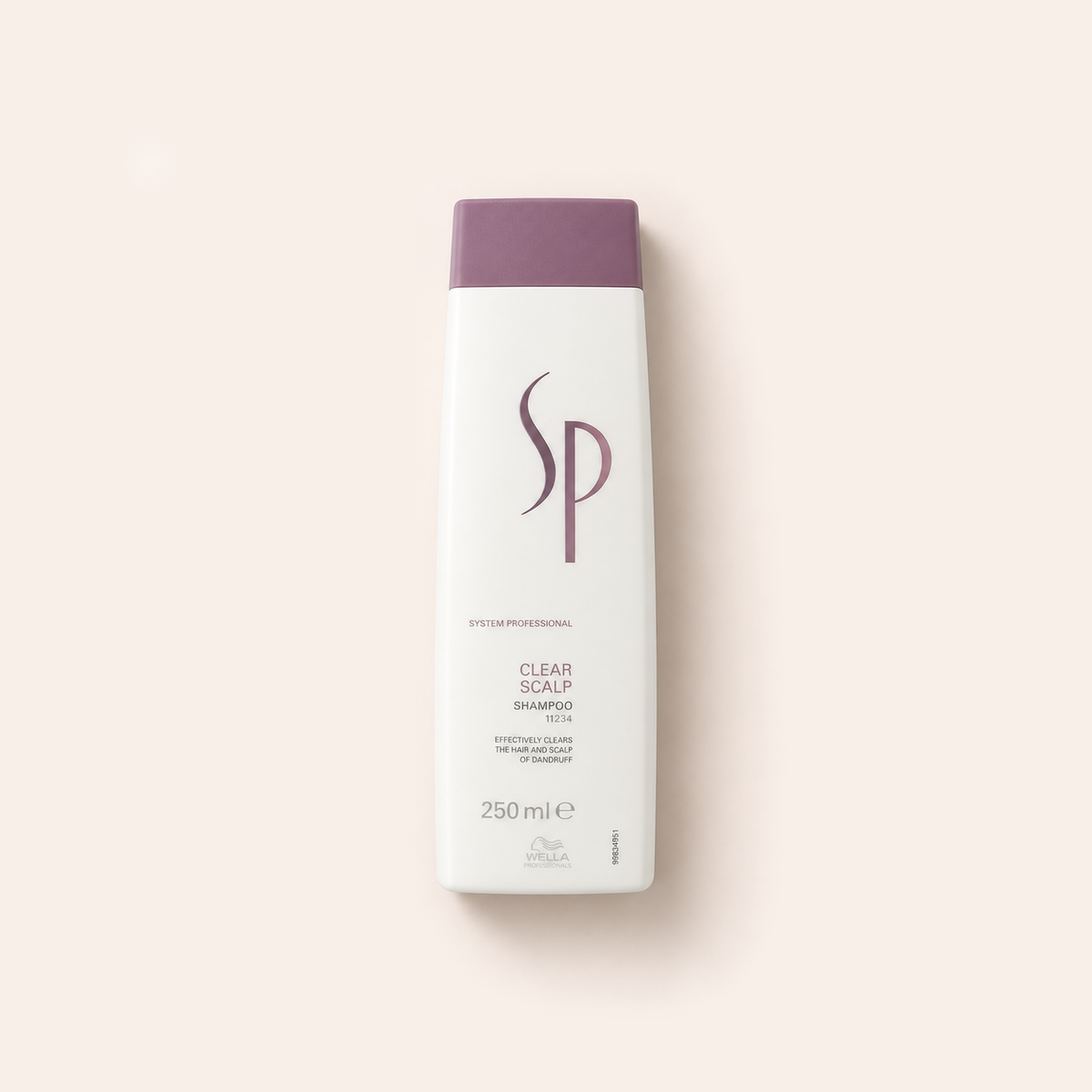 Šampon Wella Professionals SP Clear Scalp 250 ml na béžovém pozadí – MrRizz
