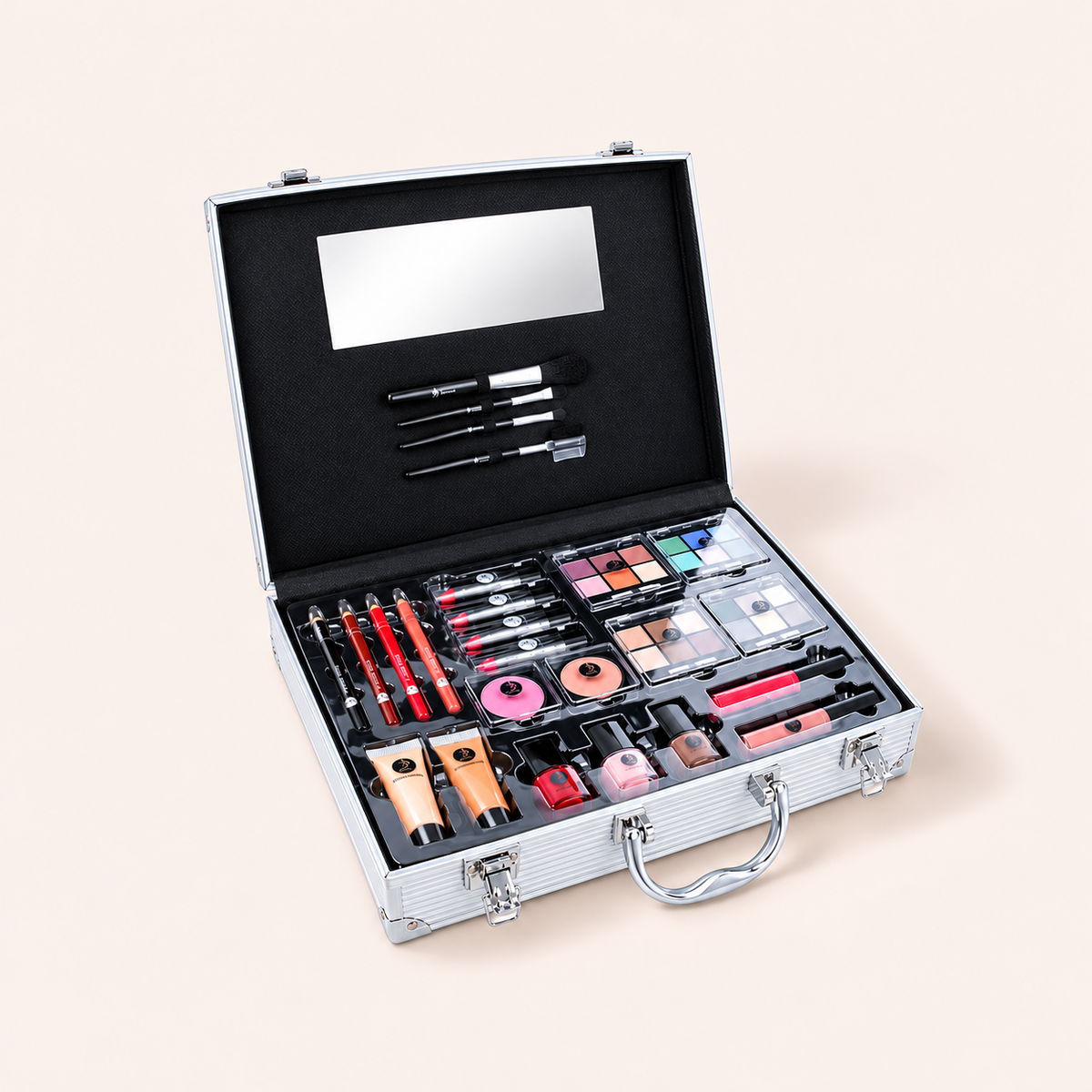 2K Beauty Unlimited Train Case 63,2 g – otevřený stříbrný kosmetický kufřík