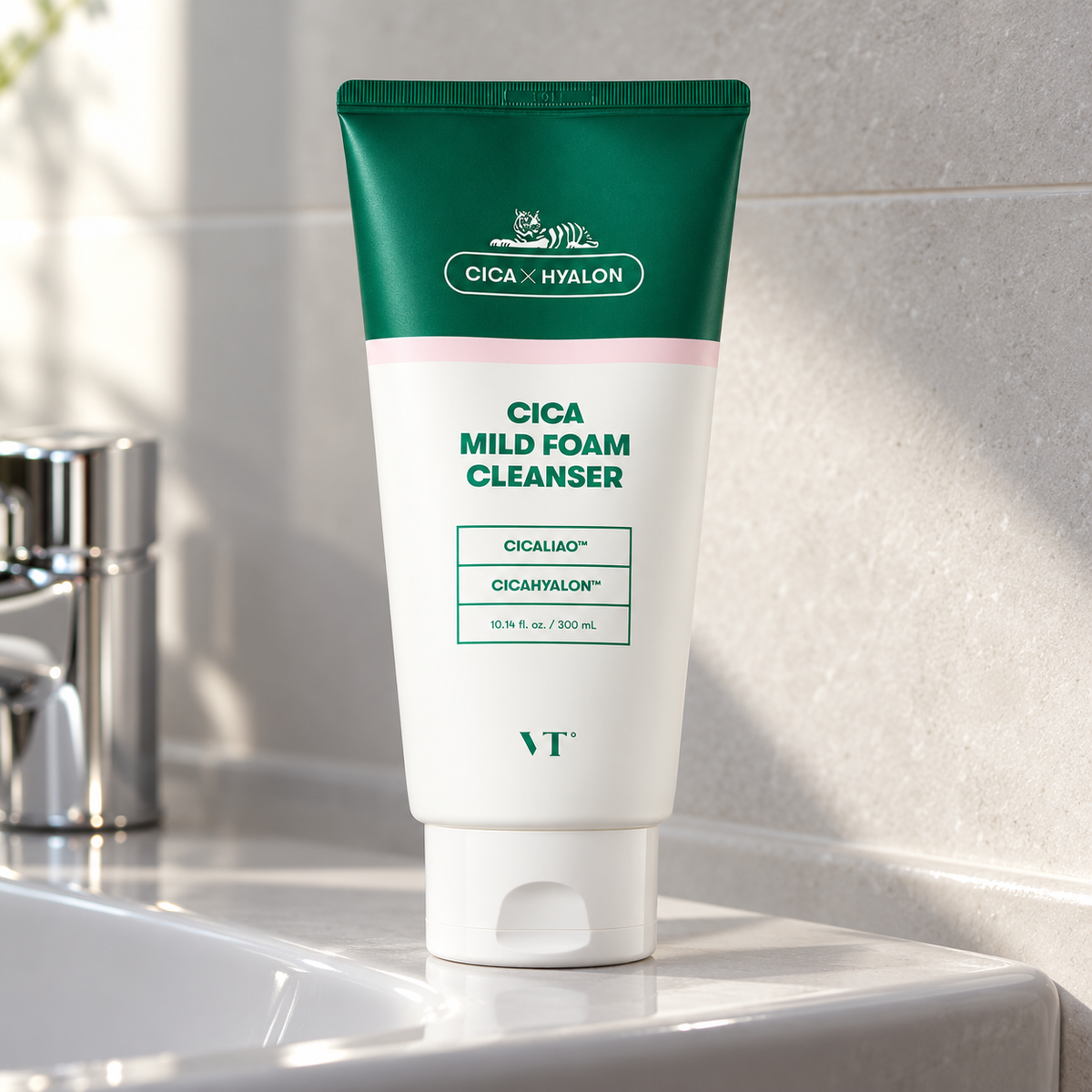 VT Cosmetics Cica Mild Foam Cleanser 300 ml – atmosférická fotografie – MrRizz