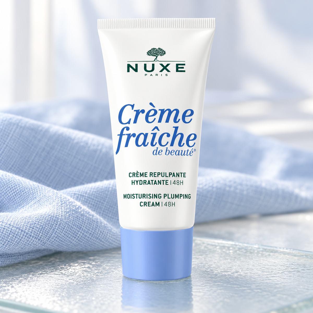 NUXE Creme Fraiche de Beauté Moisturising Plumping Cream 30 ml – atmosférická fotografie – MrRizz