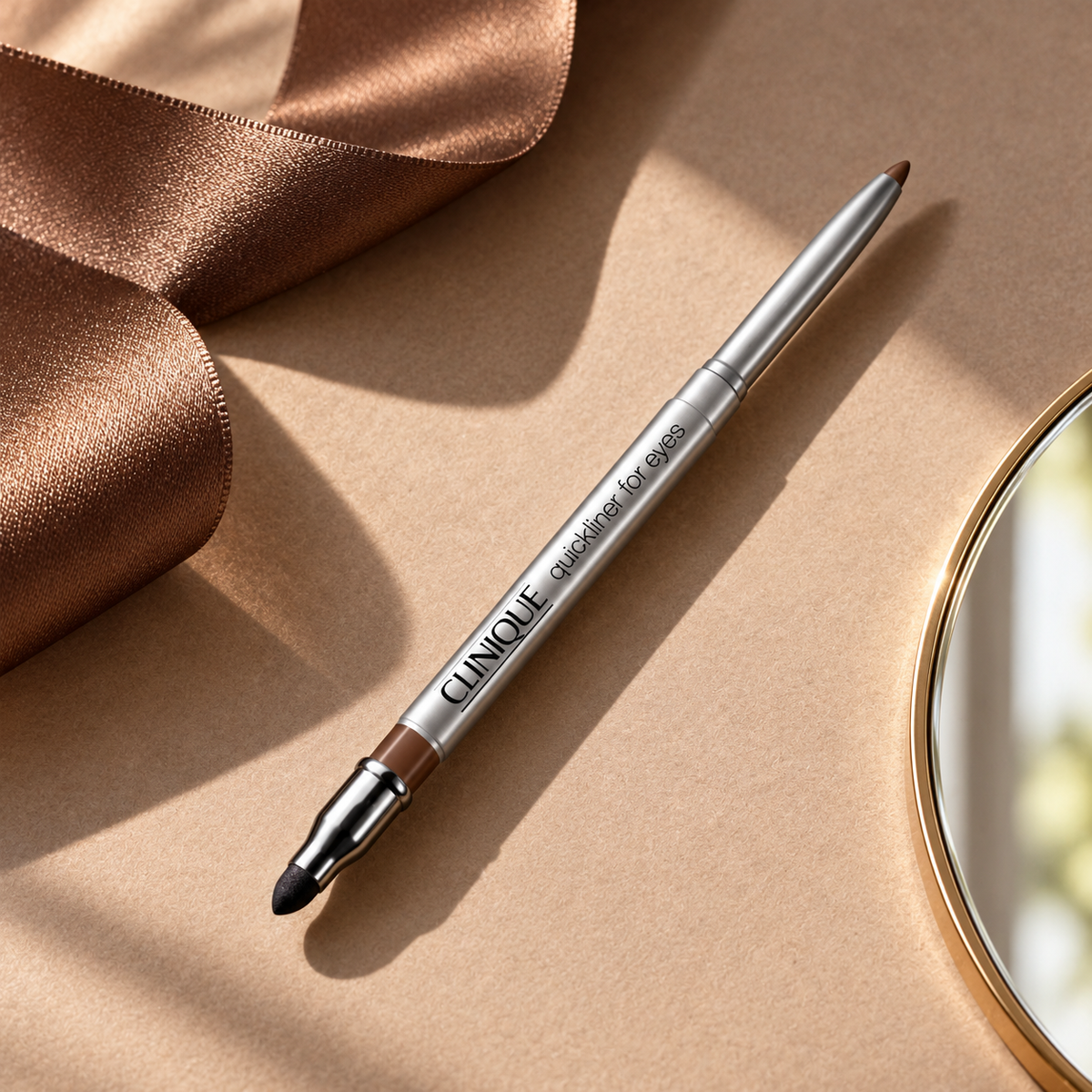Clinique Quickliner For Eyes 3 ml – atmosférická fotografie – MrRizz