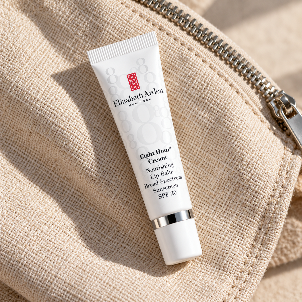 Elizabeth Arden Eight Hour Cream Nourishing 14,8 ml – atmosférická fotografie – MrRizz