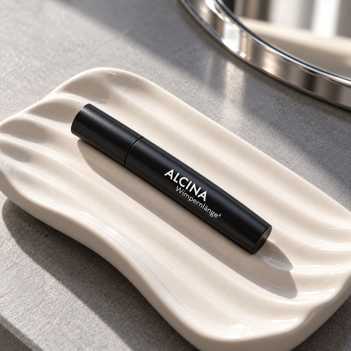 ALCINA Wimpernlänge2 9 ml – atmosférická fotografie – MrRizz