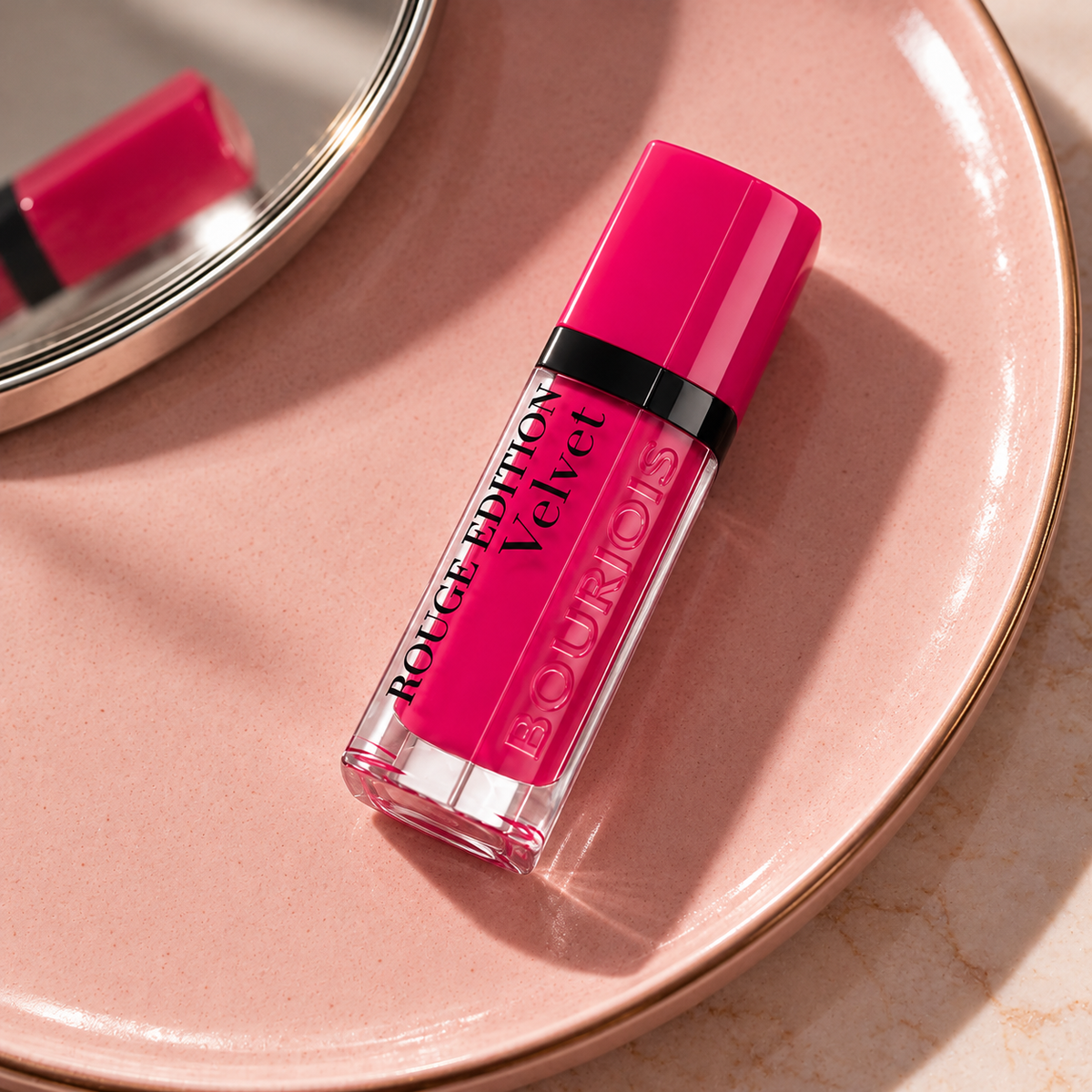 BOURJOIS Paris Rouge Edition Velvet 7,7 ml – atmosférická fotografie – MrRizz