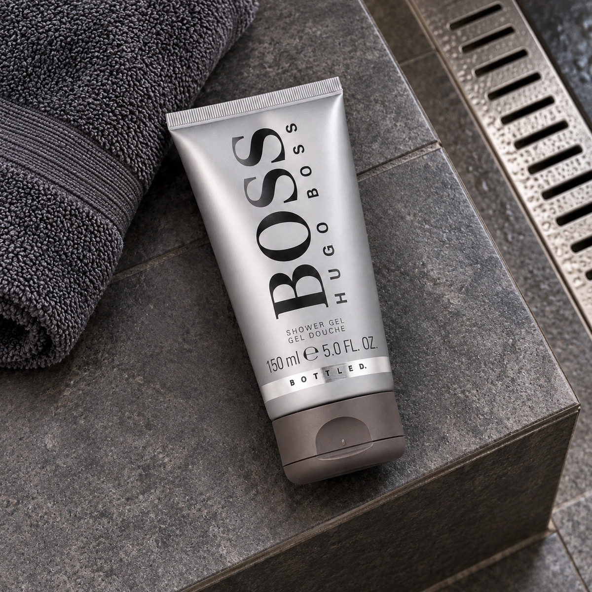 HUGO BOSS Boss Bottled 150 ml – atmosférická fotografie – MrRizz
